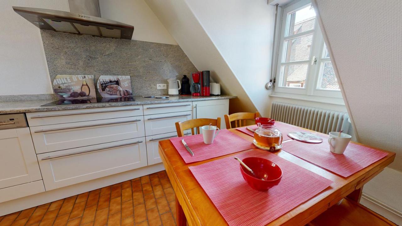 Aux Bijoux De Colmar - Le Saphir - 1 Parking Gratuit Apartment ภายนอก รูปภาพ